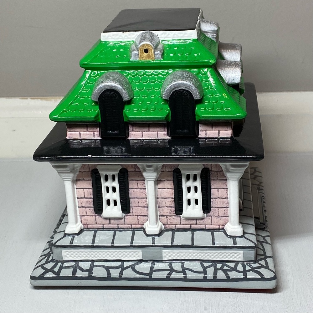 Vintage Christmas Village Luminary First National Bank Byron Mold Hand Painted - Picture 6 of 10